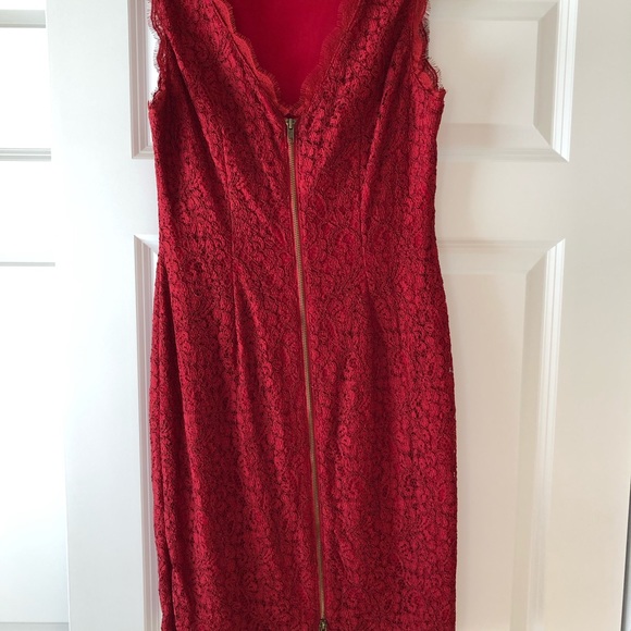 Dress - Picture 4 of 8